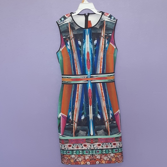 Dress - Picture 3 of 3